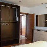 Upper Valley Mansions, No.25 Апартаменты