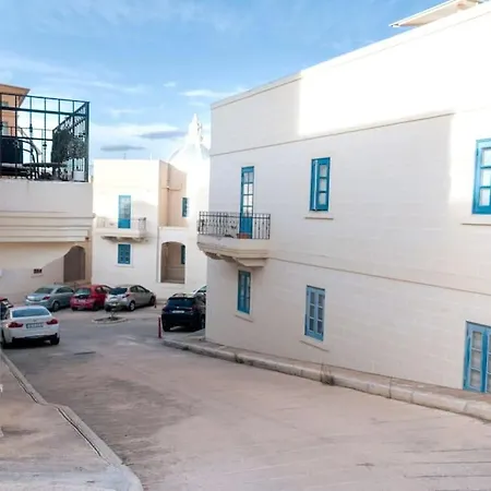 Upper Valley Mansions, No.25 * Cospicua