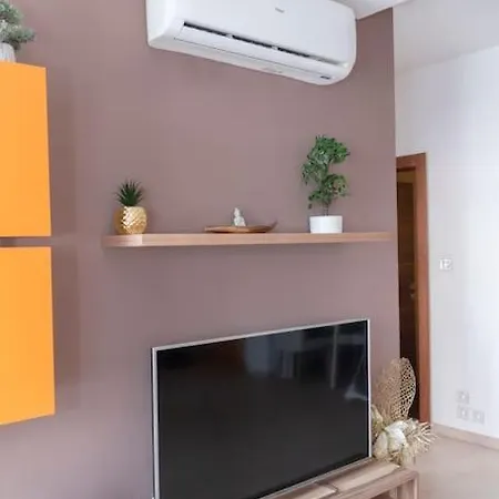 Upper Valley Mansions, No.25 Cospicua