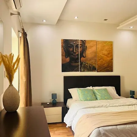 Upper Valley Mansions, No.25 Lejlighed *