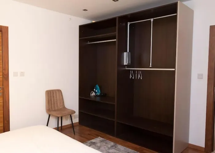 Upper Valley Mansions, No.25 * Cospicua