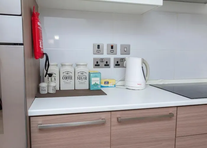 Upper Valley Mansions, No.25 * Cospicua